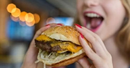 কে সবচেয়ে বেশি মাংস খায়?